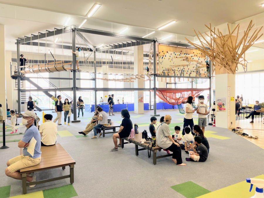 グリーンアロートランポンパーク袖ケ浦駅前店の様子